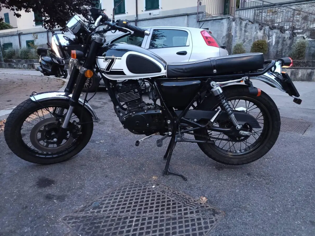 Mash Italia Seventy Five 125 (2014 - 16) (3)