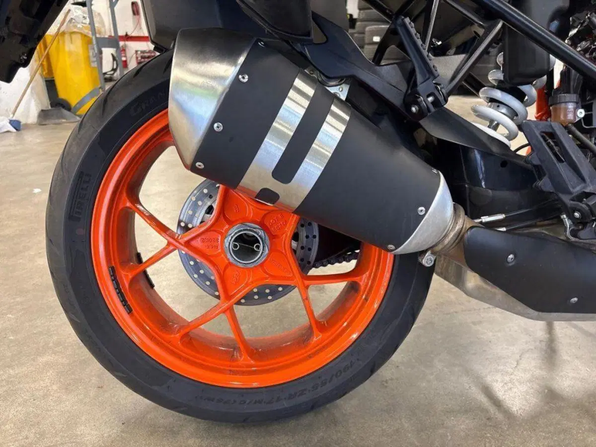 KTM 1290 Super Duke GT (2019 - 20) (9)