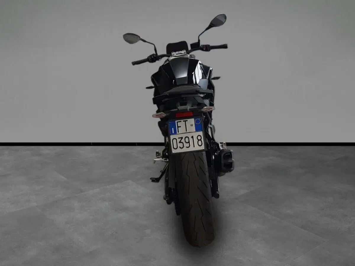 Bmw F 900 R (2025 - 26) (4)