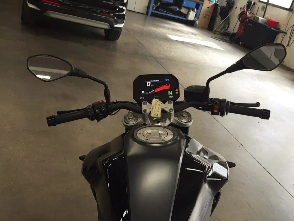 Bmw F 900 R (2025 - 26) (7)