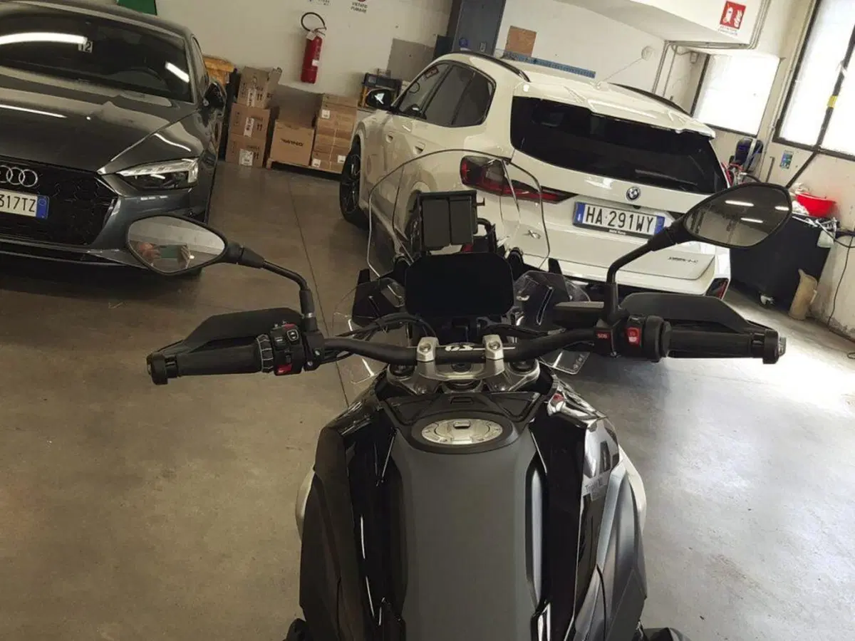 Bmw R 1300 GS Triple Black (2023 - 26) (7)