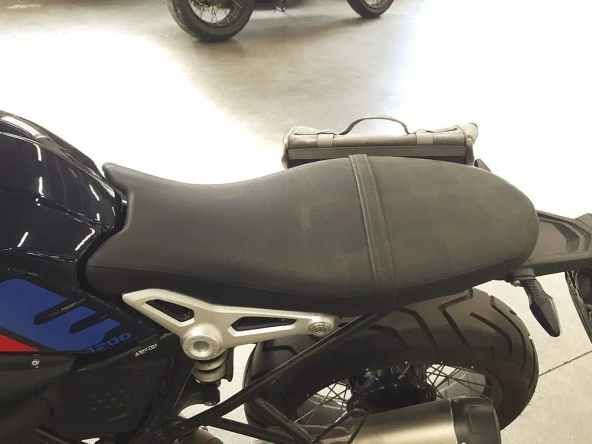 Bmw R nineT Urban GS (2021 - 24) (5)