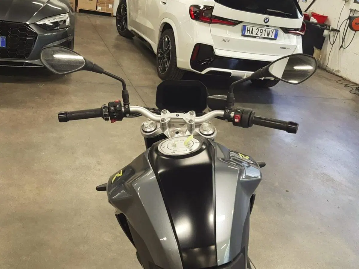 Bmw F 900 R (2021 - 24) (7)