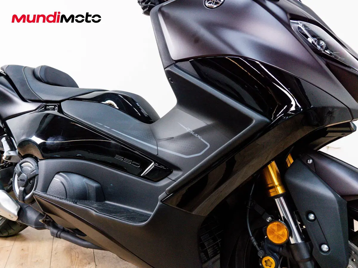 Yamaha T-Max 560 Tech Max (2025 - 26) (5)