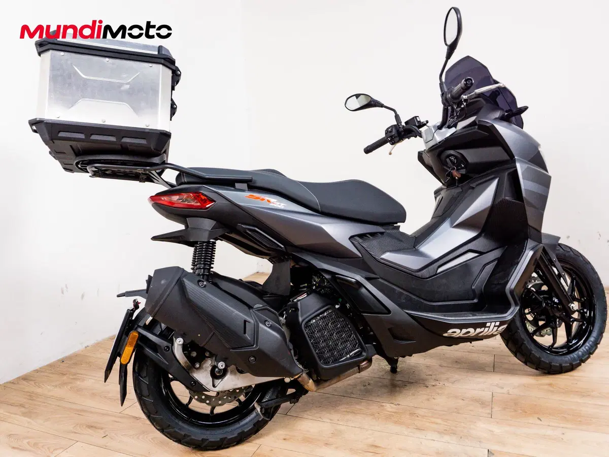 Aprilia SR GT 200 Replica (2025 - 26) (3)