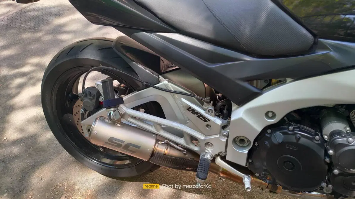 Suzuki GSR 600 (2006 - 11) (11)