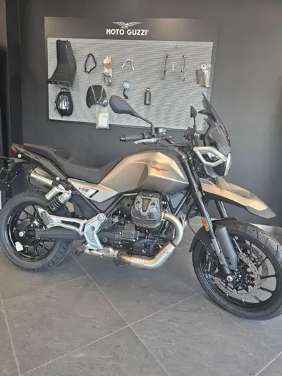 Moto Guzzi V85 Strada (2024 - 26) nuova