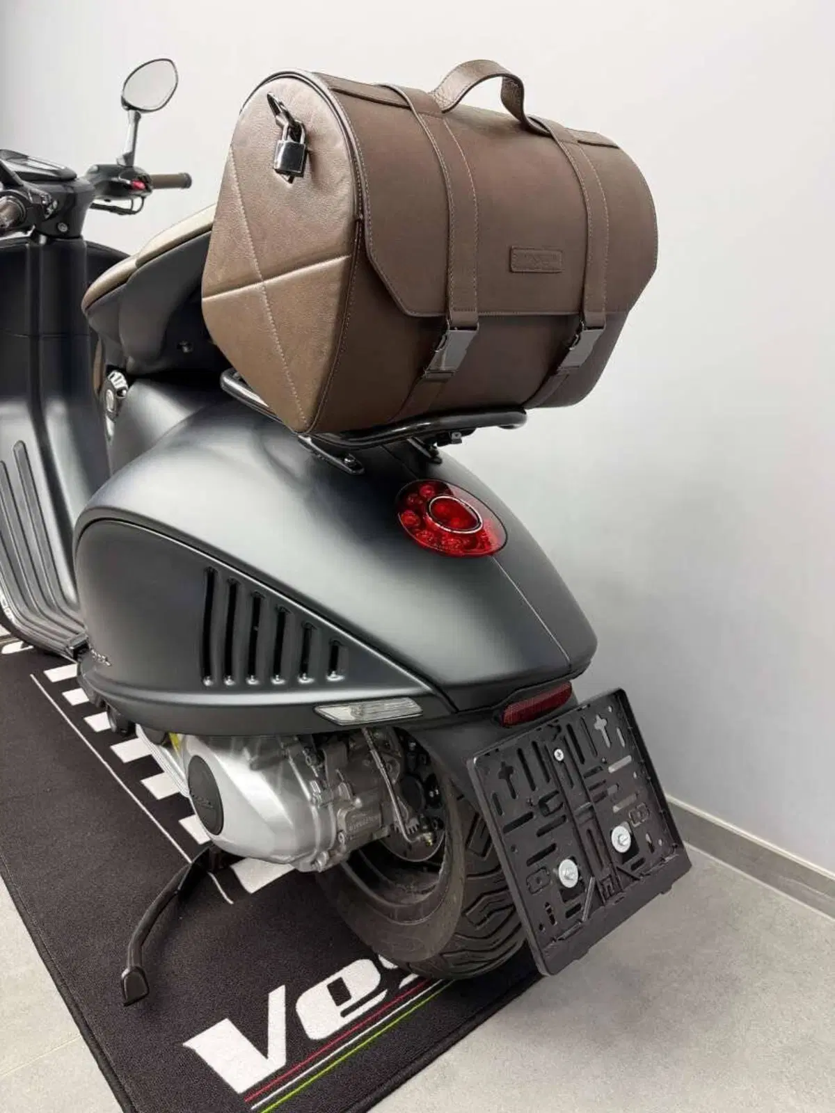 Vespa Vespa 946 EA ABS (2015 - 16) (5)