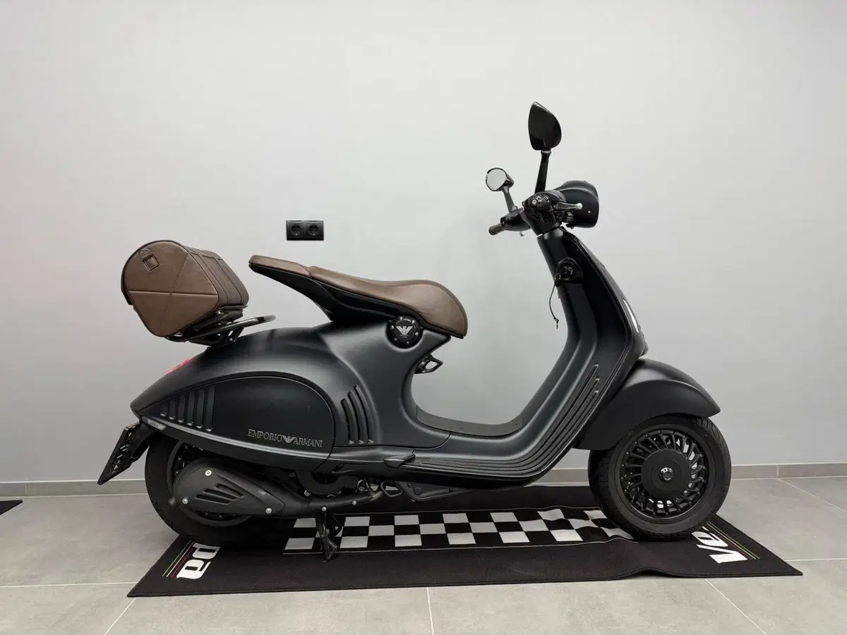 Vespa Vespa 946 EA ABS (2015 - 16) (6)
