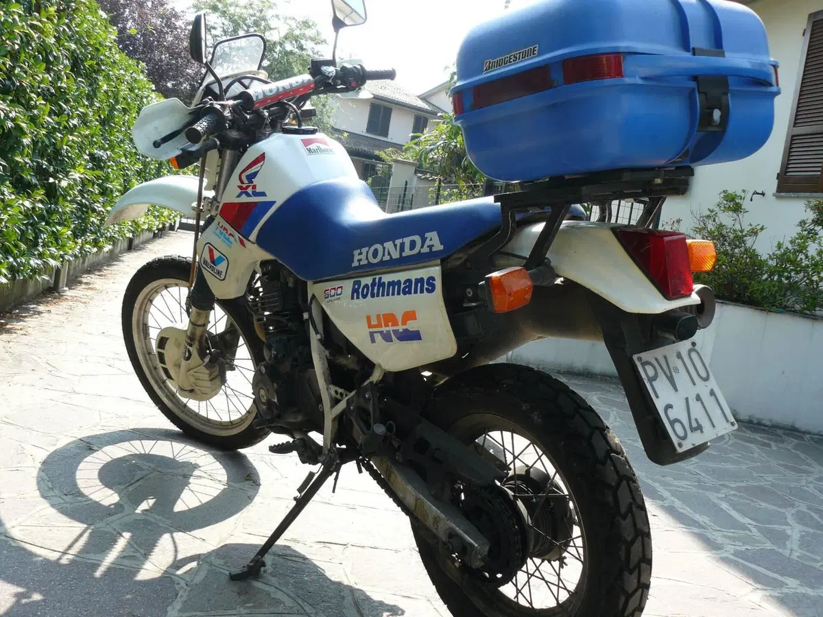 Honda XL 600 RM Rothmans  (6)