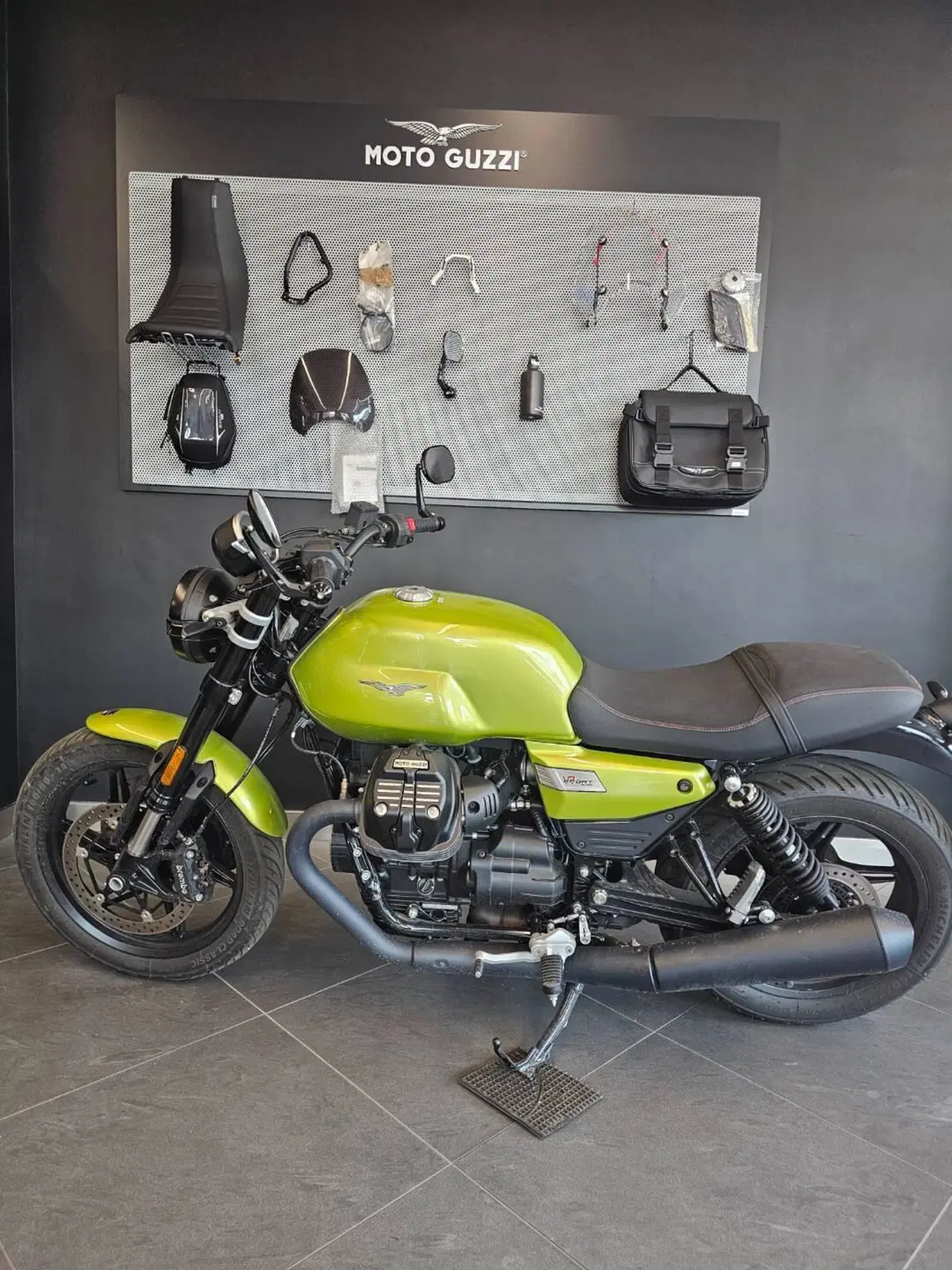 Moto Guzzi V7 Sport (2025 - 26) (8)