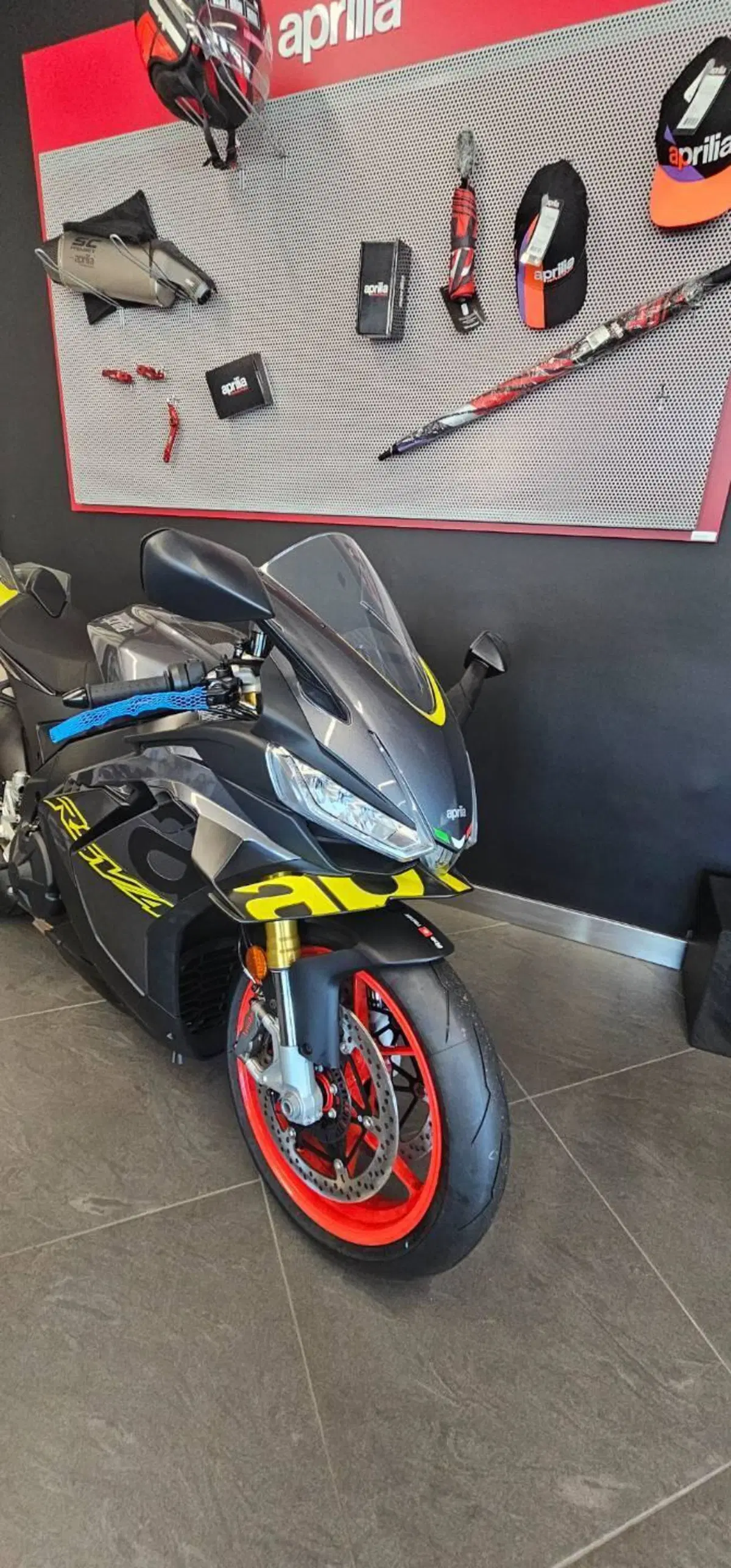 Aprilia RSV4 1100 (2025 - 26) (4)