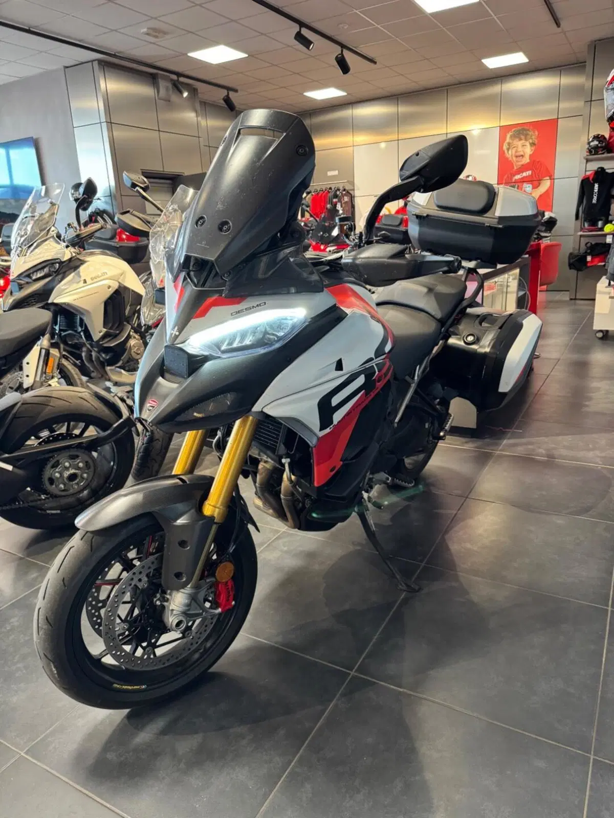 Ducati Multistrada V4 RS (2024 - 25) (8)