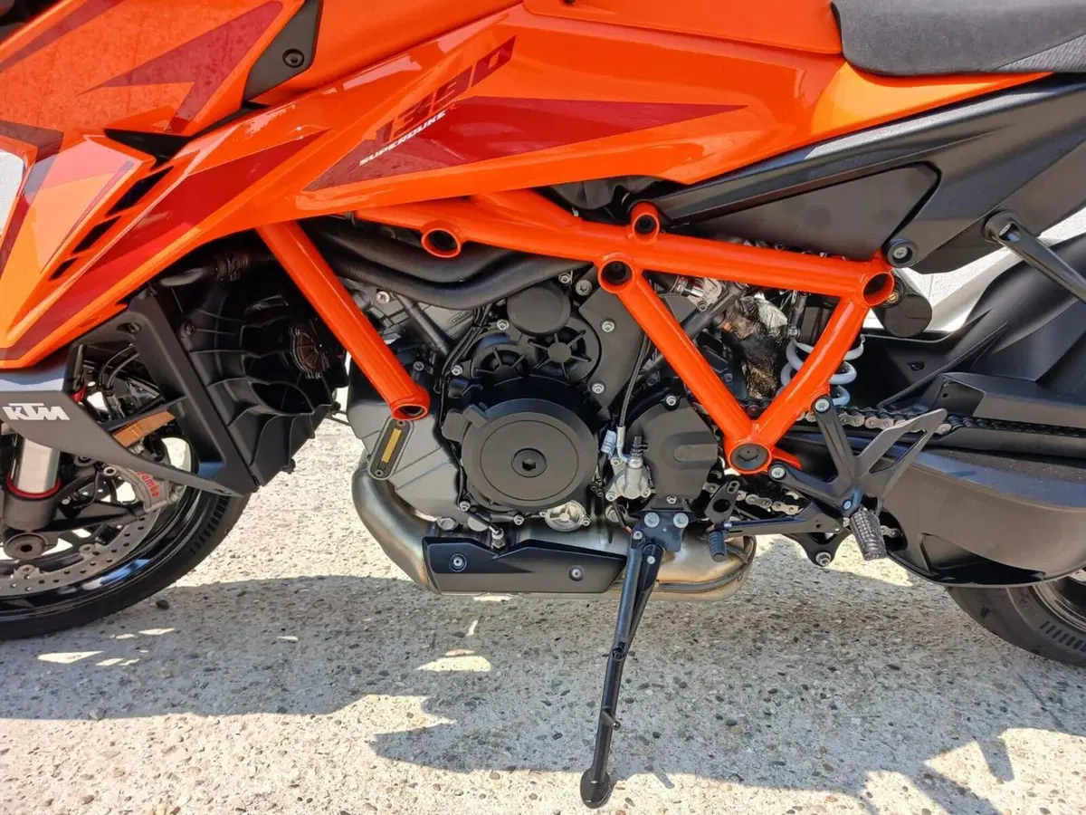 KTM 1390 Super Duke R (2024 - 26) (5)