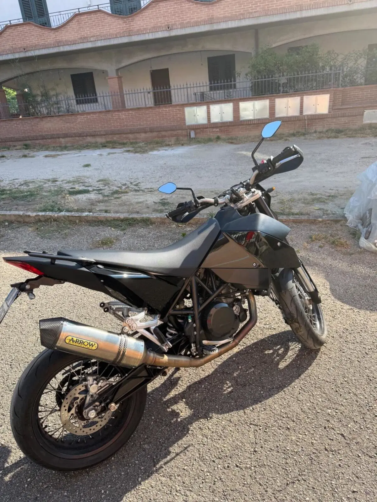 KTM 690 Supermoto (2007 - 12) (3)