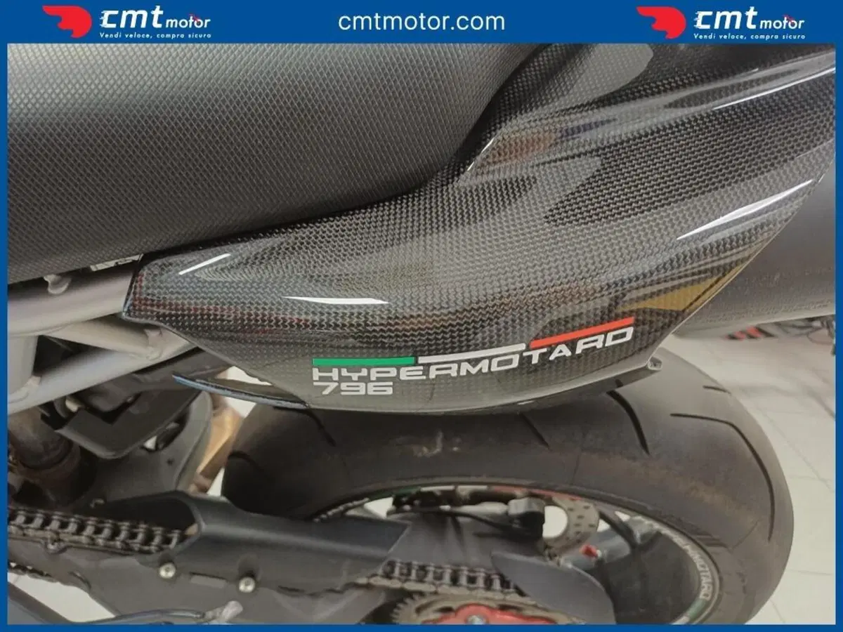 Ducati Hypermotard 796 (2012) (8)