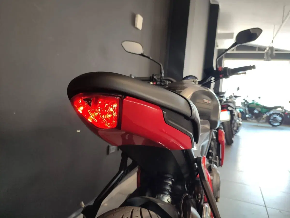 Triumph Trident 660 (2021 - 24) (7)