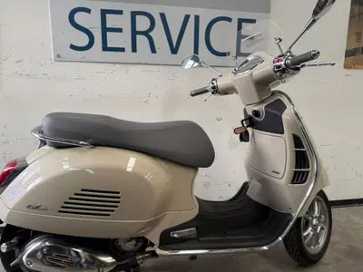 Vespa GTS 310 (2025 - 26) usata