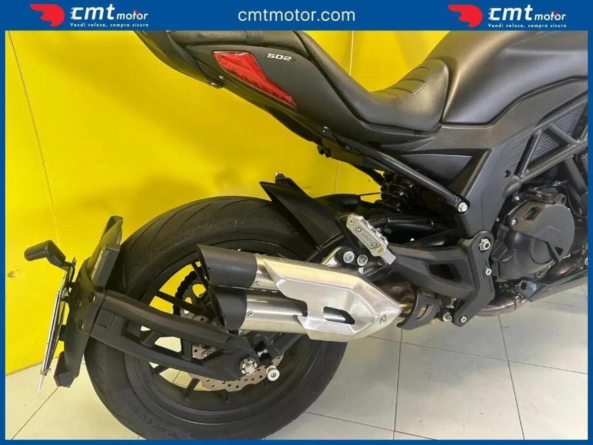 Benelli 502 C (2021 - 25) (8)