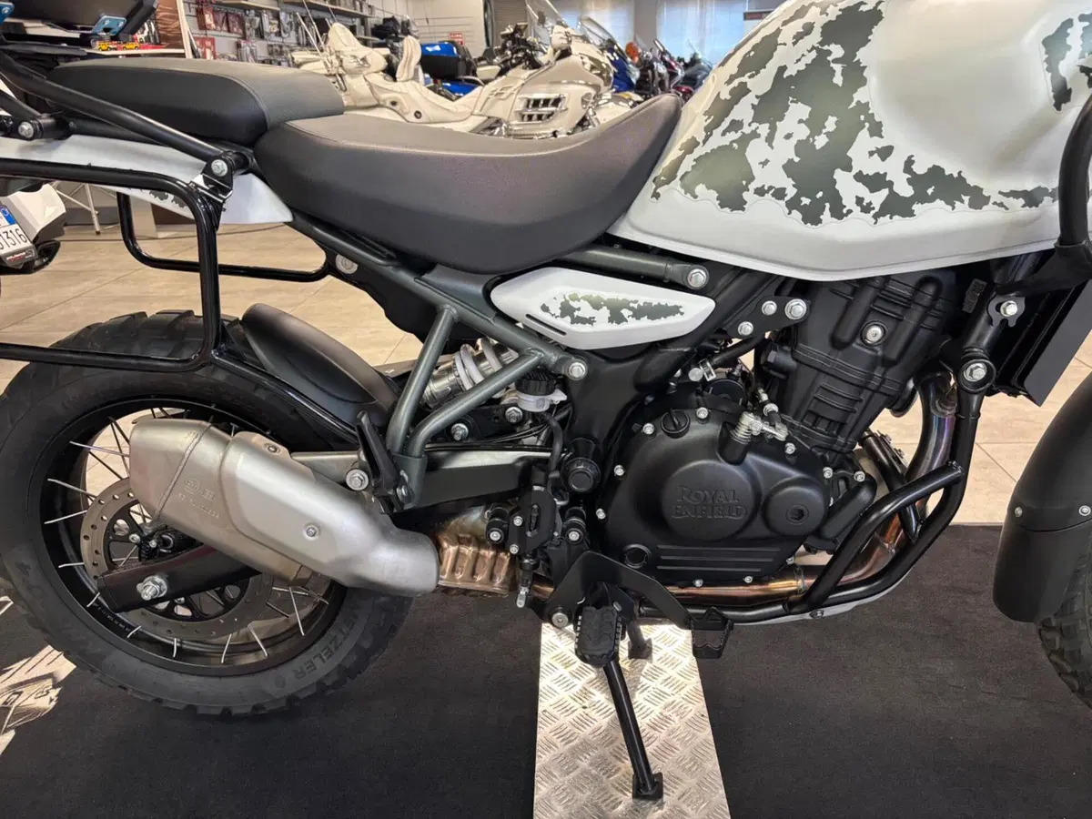 Royal Enfield Himalayan 450 (2024 - 26) (8)