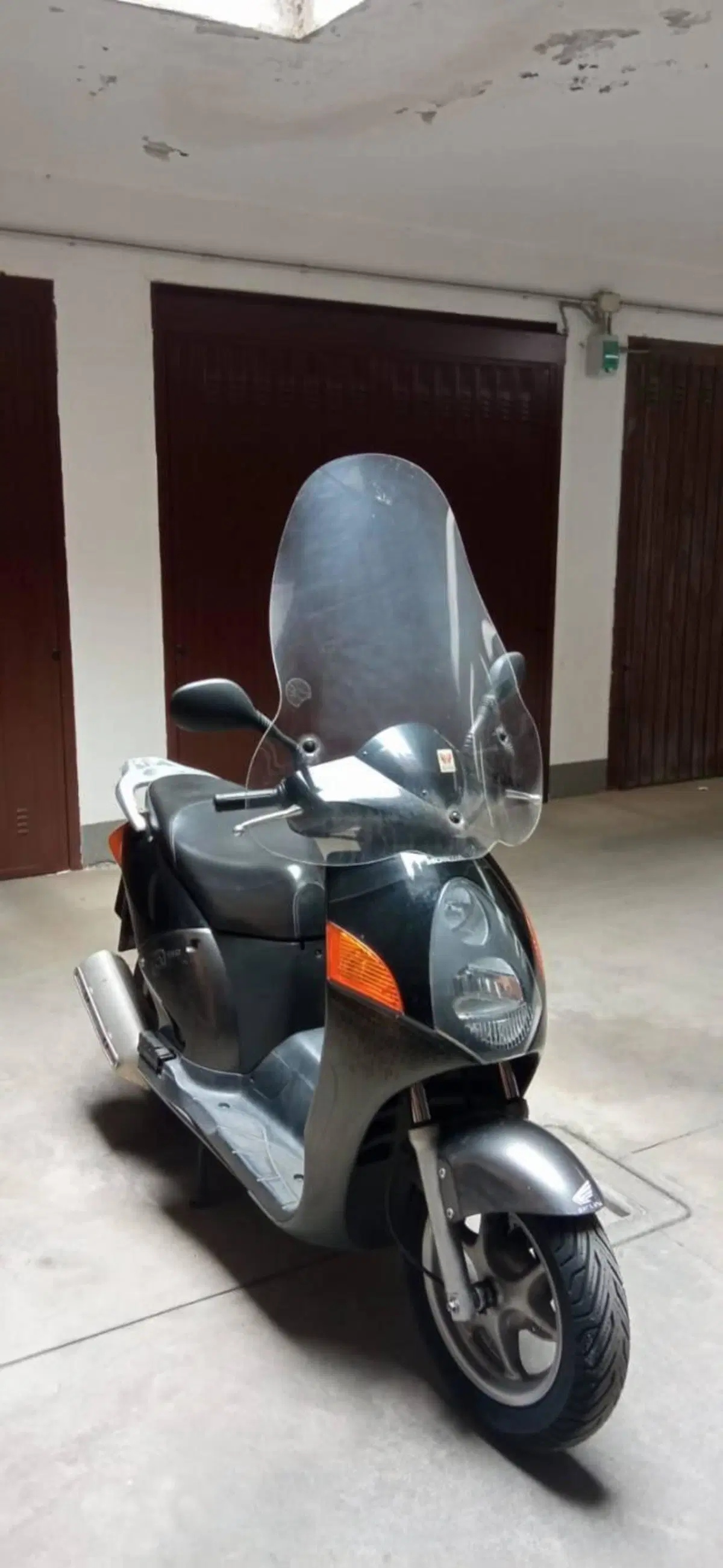 Honda @ 150 Two Tone (2001 - 04) (9)