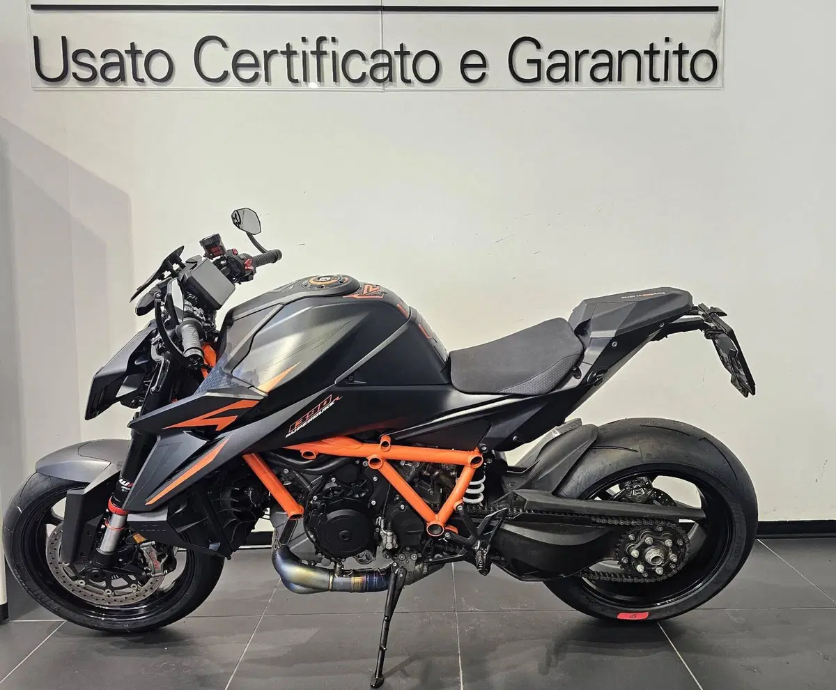 KTM 1390 Super Duke R (2024 - 26) (8)