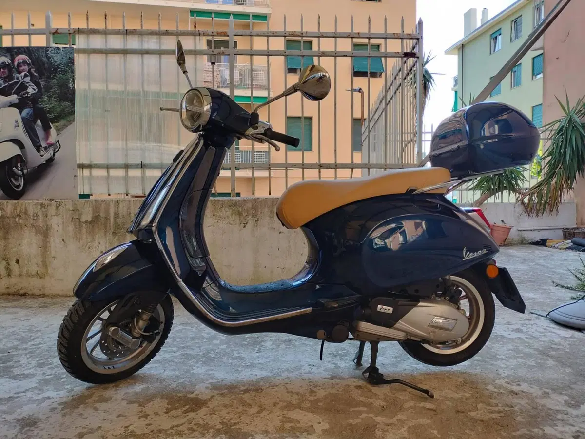 Vespa Primavera 125 3V i-get ABS (2017 - 18) (4)