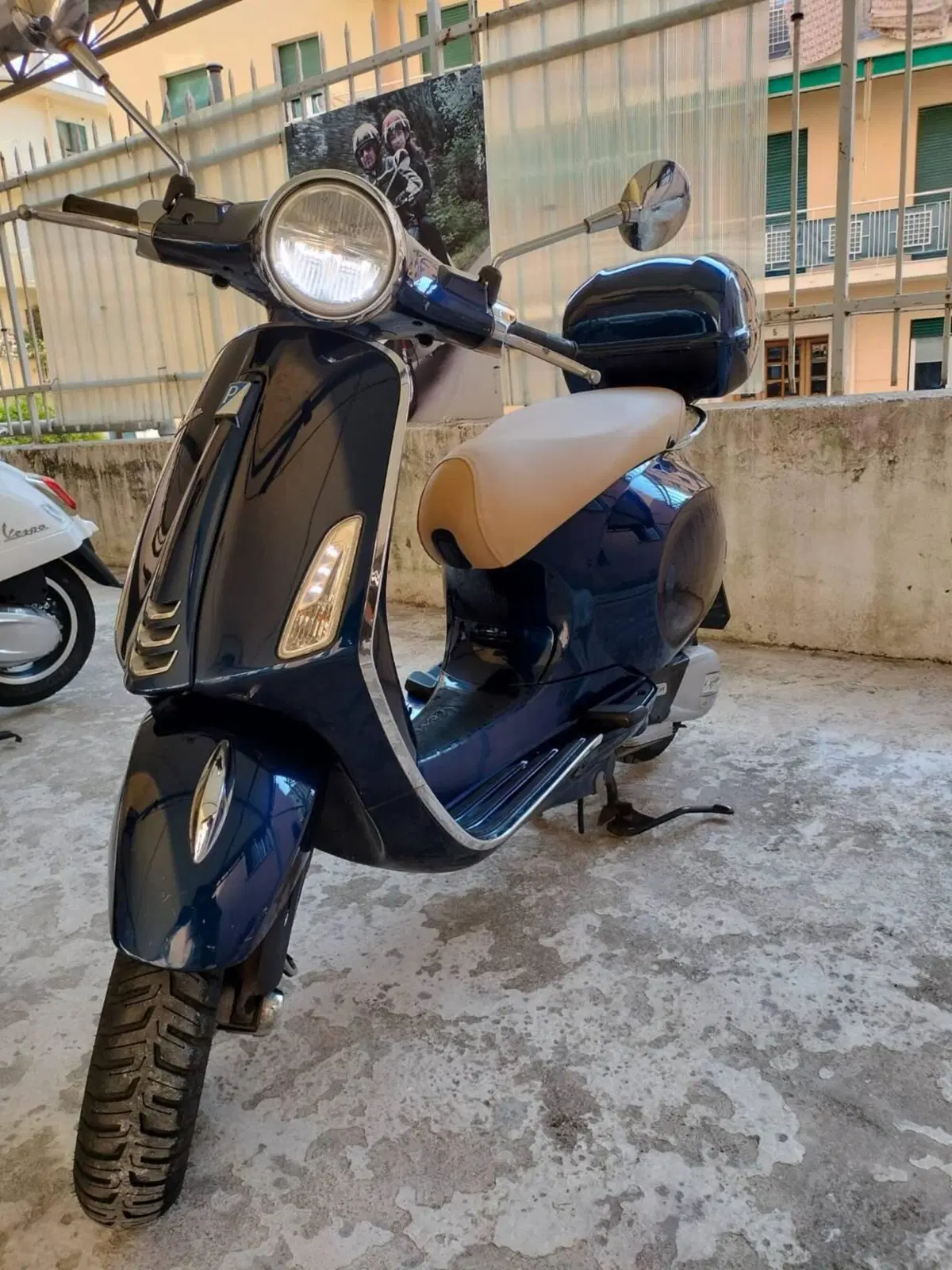 Vespa Primavera 125 3V i-get ABS (2017 - 18) (5)