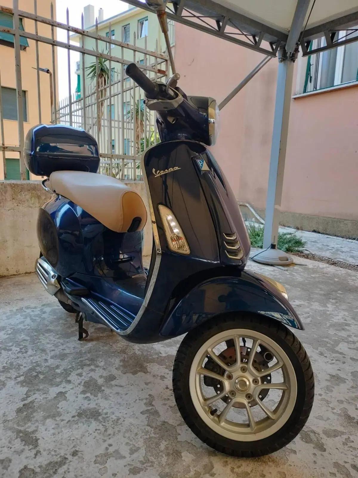 Vespa Primavera 125 3V i-get ABS (2017 - 18) (6)