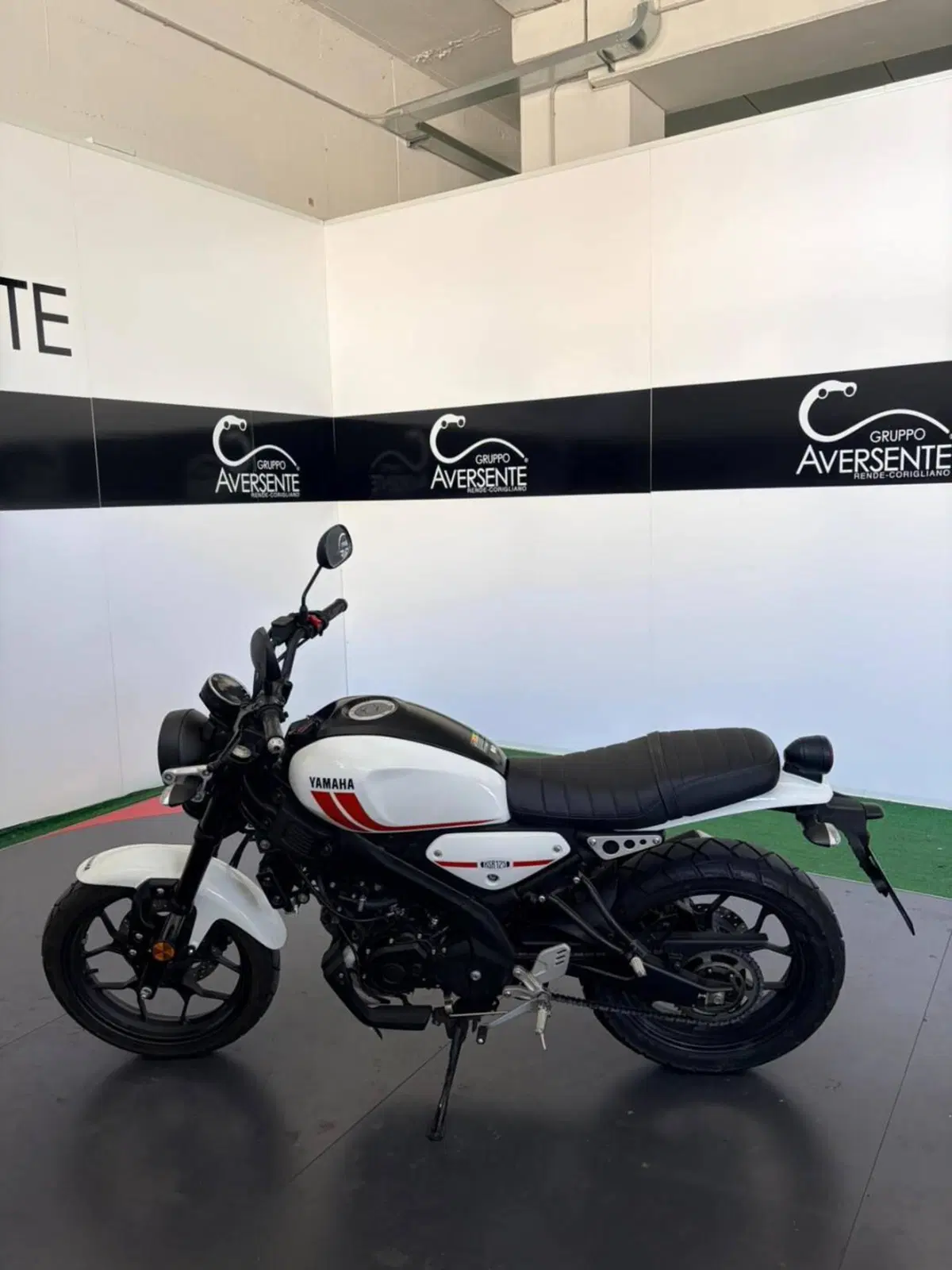 Yamaha XSR 125 (2021 - 24) (4)