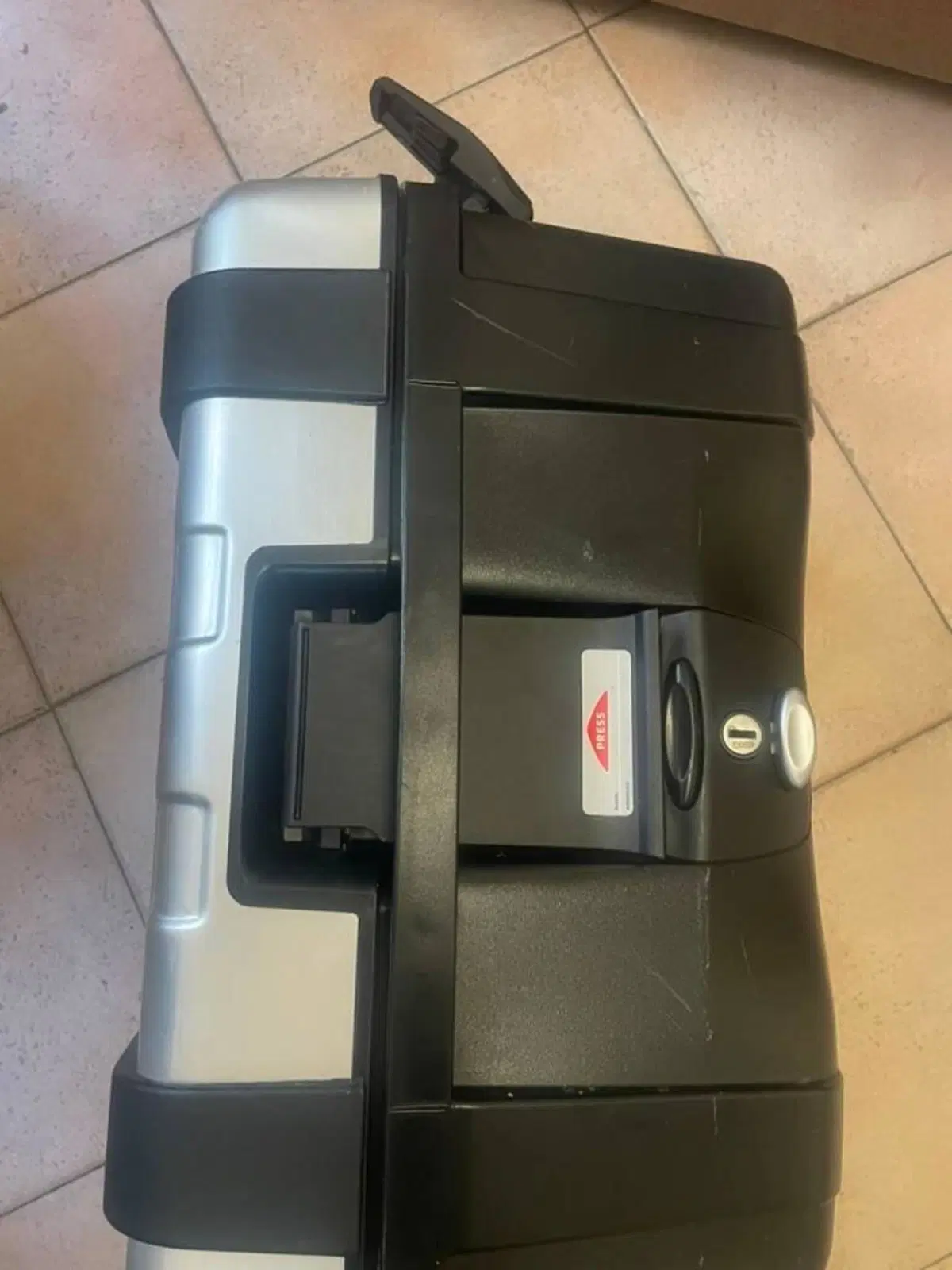 Borse laterali (usate su Yamaha Tenerè 700) senza Givi (4)