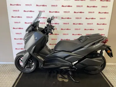 Yamaha X-Max 300 (2021 - 24) usata