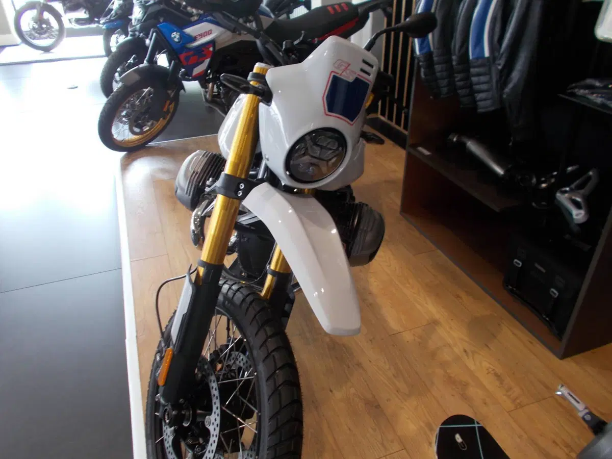Bmw R 12 G/S (2026) (2)