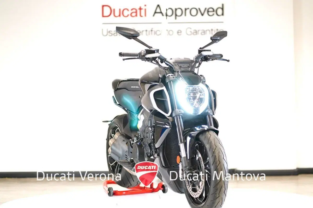 Ducati Diavel V4 (2023 - 26) (4)