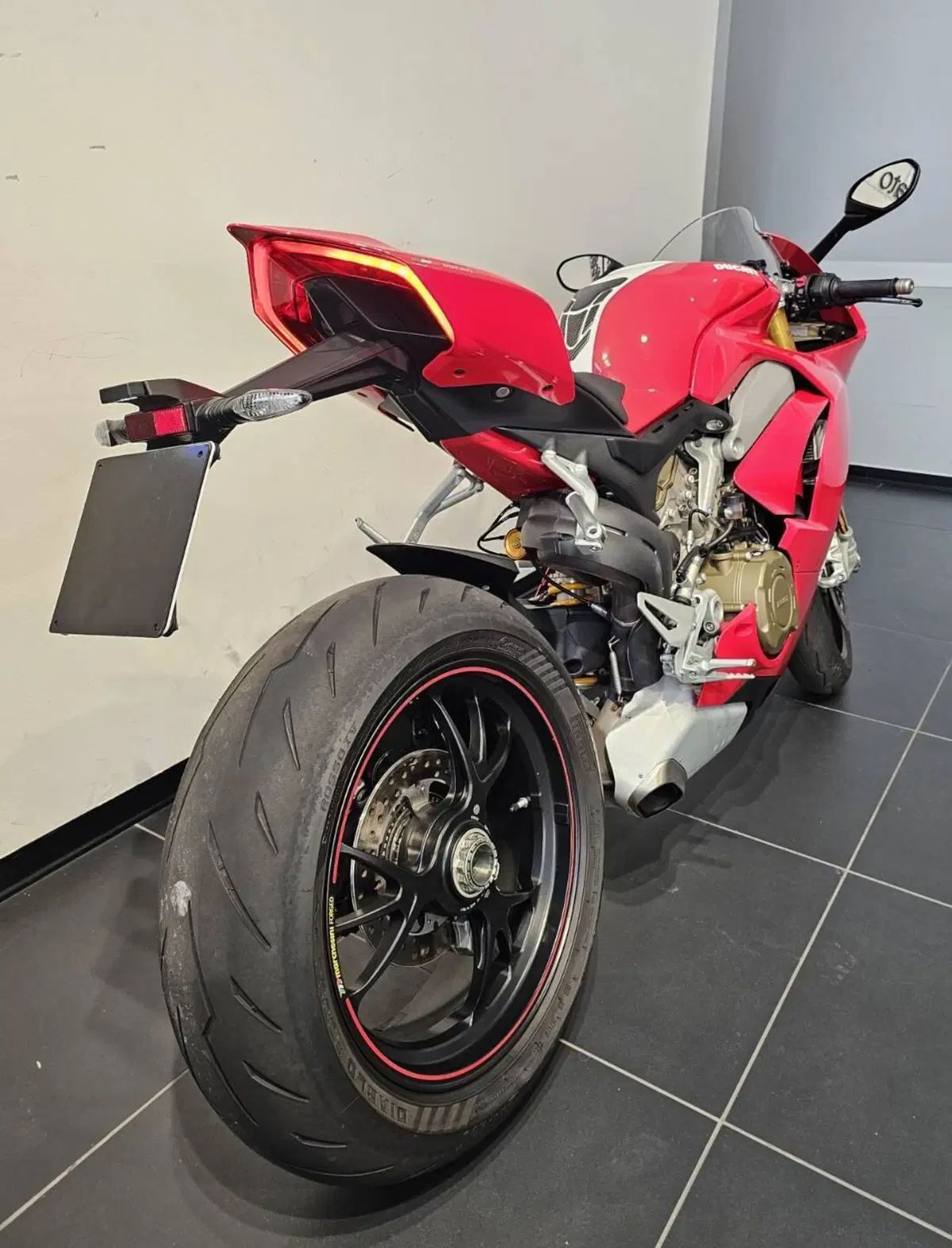 Ducati Panigale V4 S 1100 (2018 - 19) (4)
