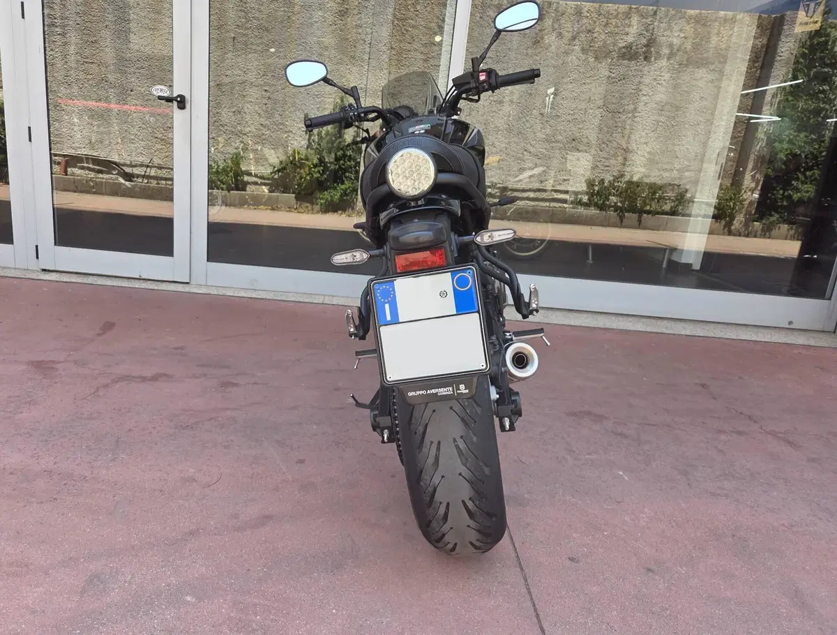 Yamaha XSR 700 (2022 - 26) (9)