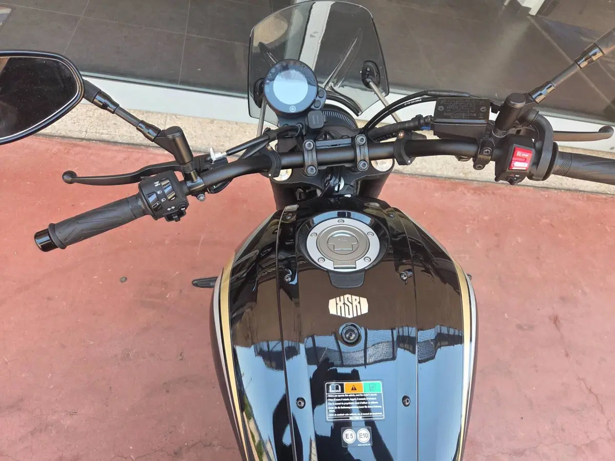 Yamaha XSR 700 (2022 - 26) (10)