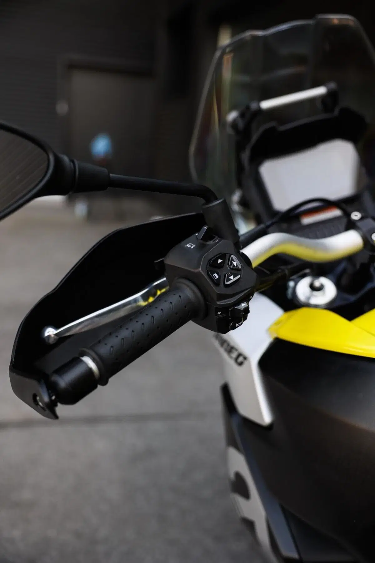 Aprilia Tuareg 660 (2022 - 24) (16)