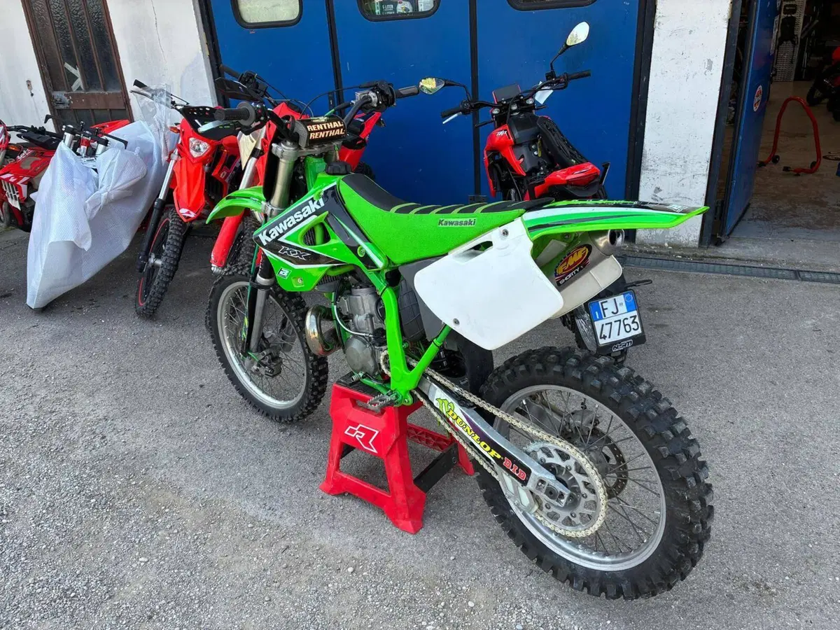 Kawasaki KX250 (1994 - 01) (3)