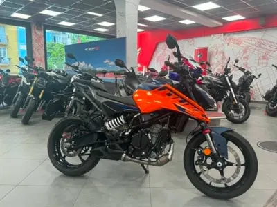 KTM 125 Duke (2026) usata