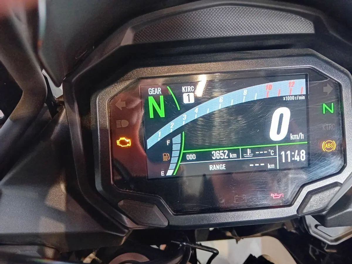 Kawasaki Versys 650 (2025 - 26) (4)