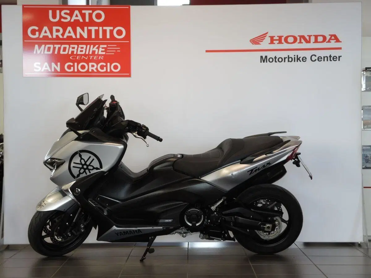 Yamaha T-Max 530 SX (2017 - 19) (3)
