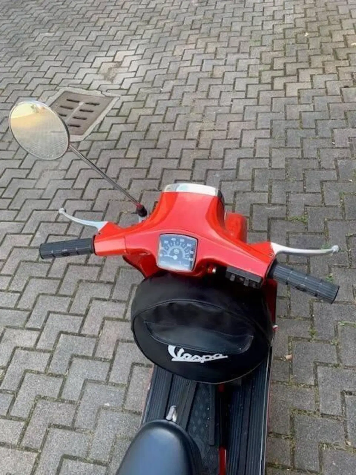 Piaggio 50 SPECIAL (5)