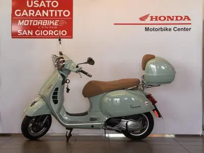 Vespa GTS 300 Hpe (2021 - 22) usata