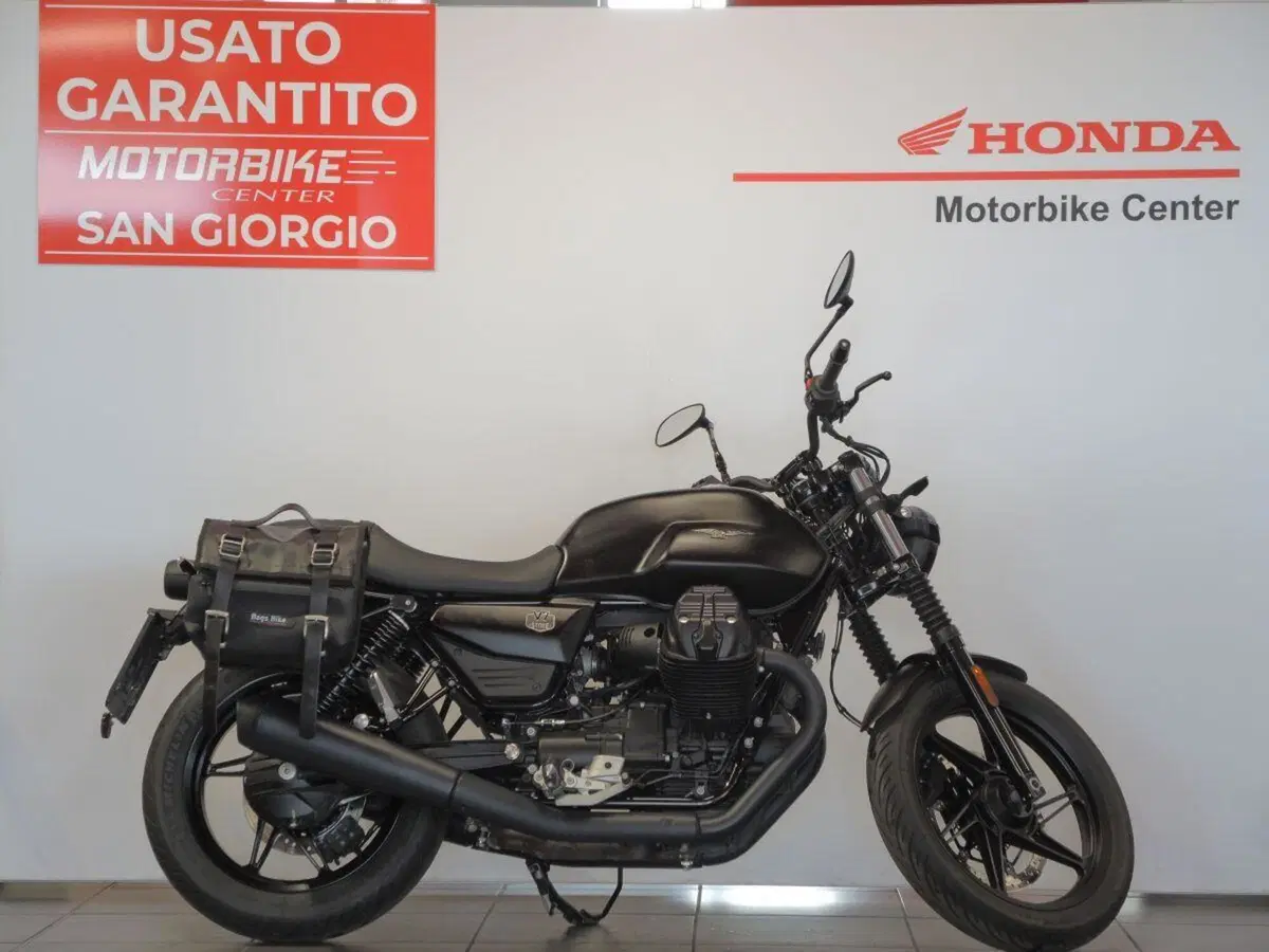Moto Guzzi V7 Stone (2025 - 26) (3)