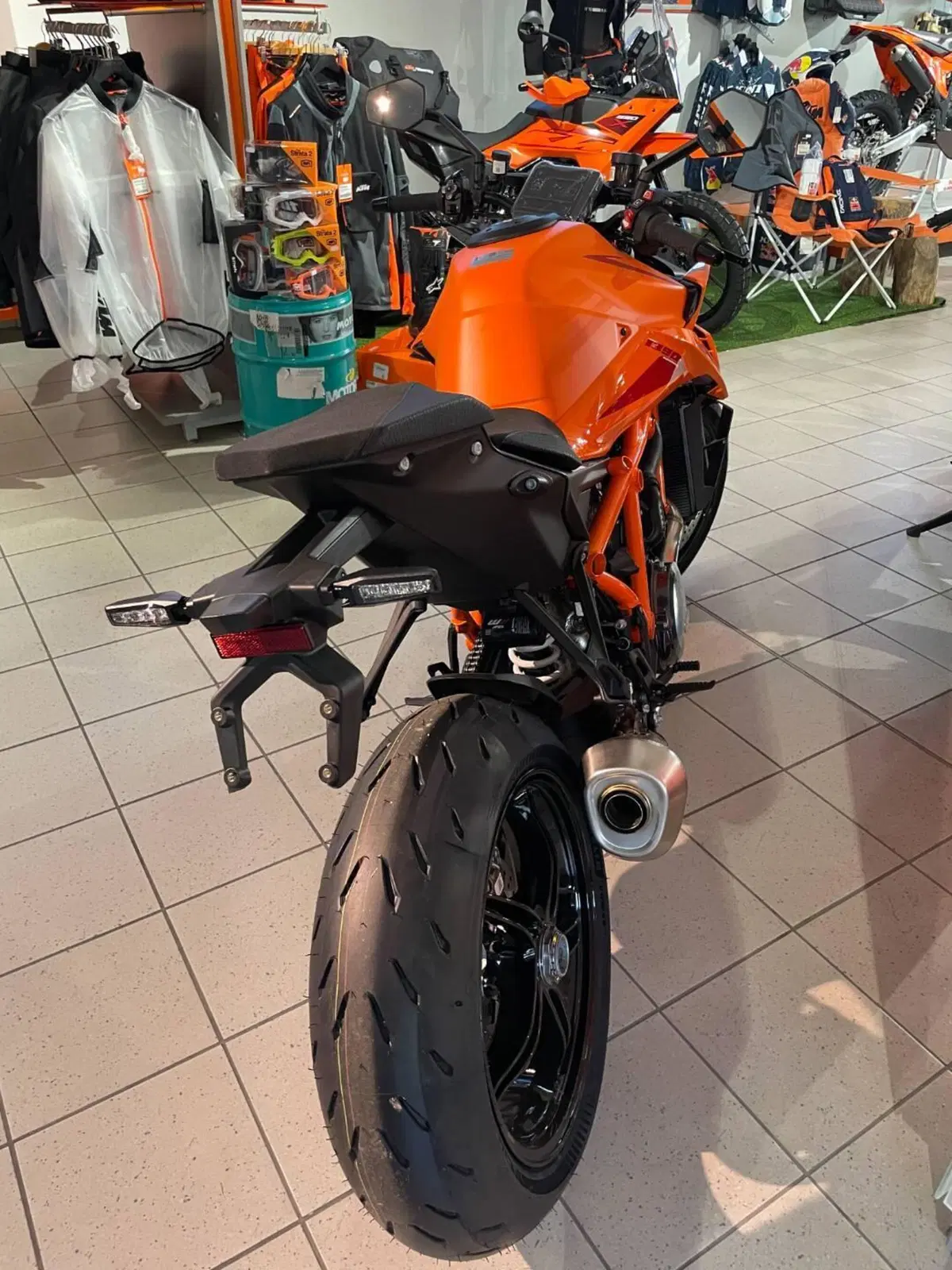 KTM 1390 Super Duke R (2024 - 26) (2)