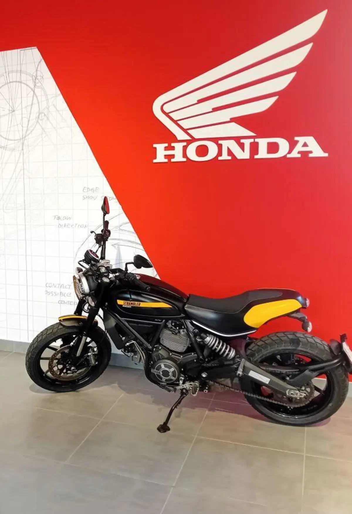 Ducati Scrambler 800 Full Throttle (2015 - 16) (2)