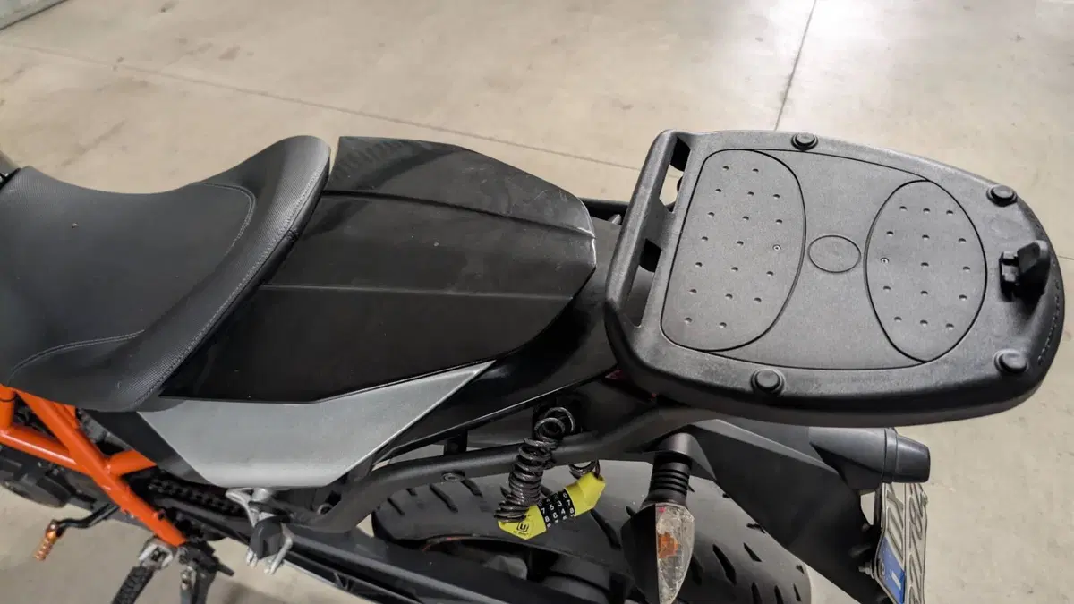 KTM 690 Duke (2012 - 16) (2)