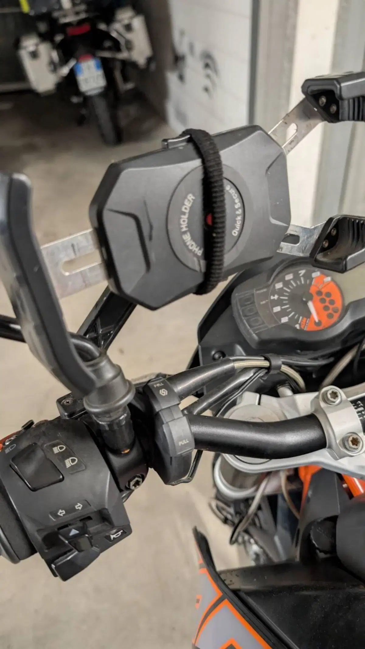 KTM 690 Duke (2012 - 16) (3)