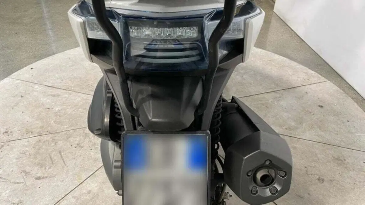 Kymco Xciting 400i (2012 - 17) (11)